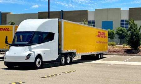 Tesla-Semi-DHL-