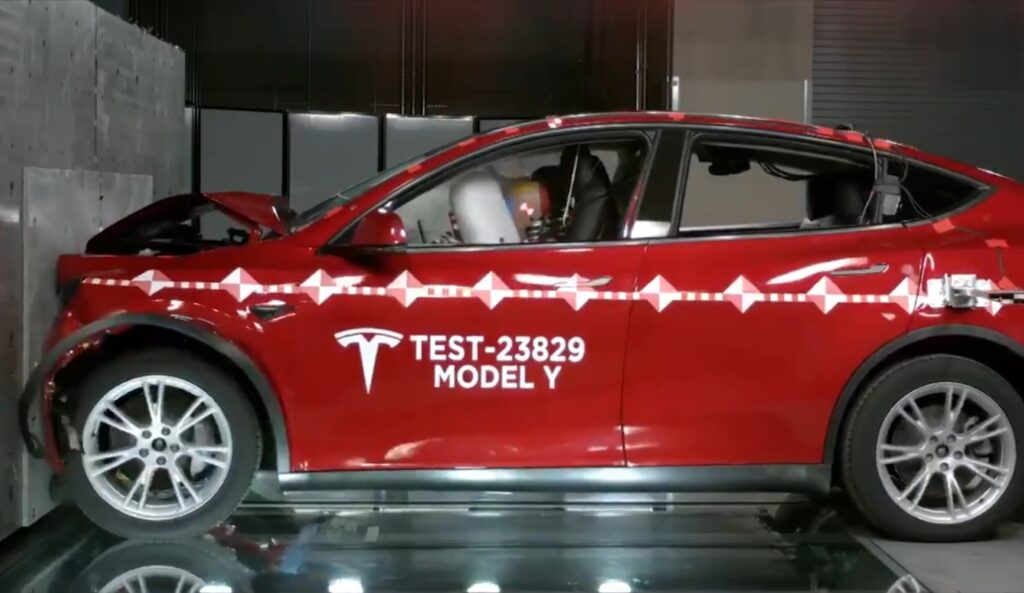 Tesla exec shares company practice to encourage development of safe vehicles