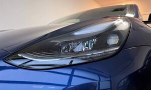 tesla-matrix-headlight