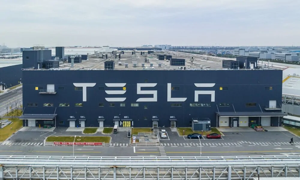 tesla megafactory