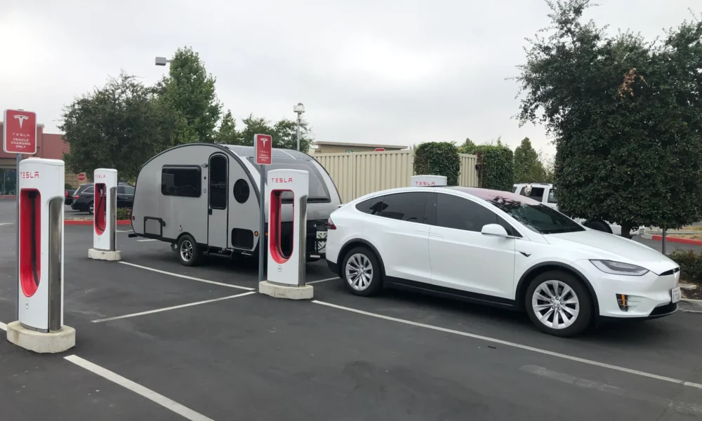 Towing Compatible Superchargers - Tesla