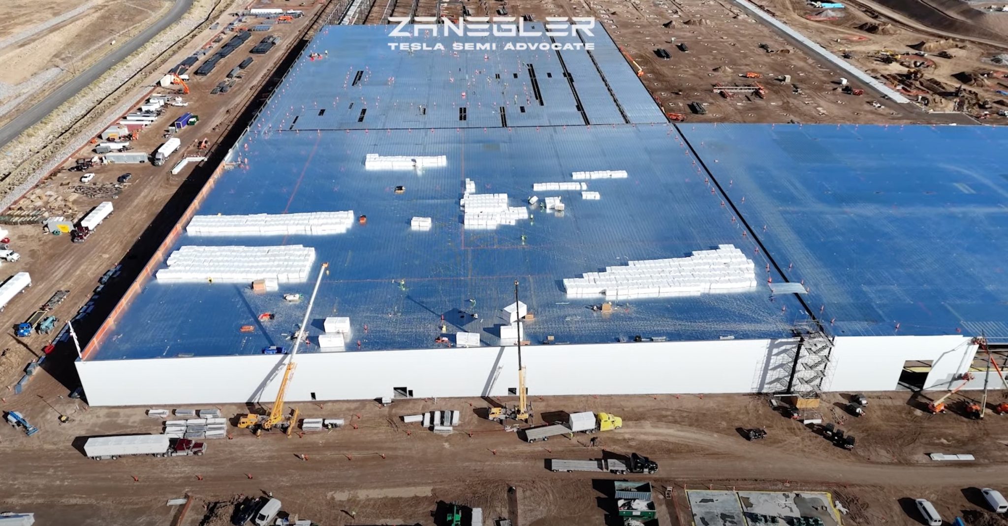 tesla-semi-roof-progress