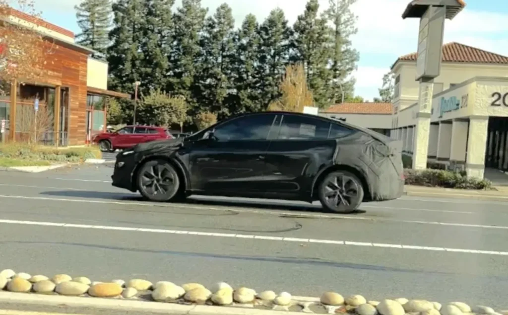 Tesla Model Y Juniper Leaked Image