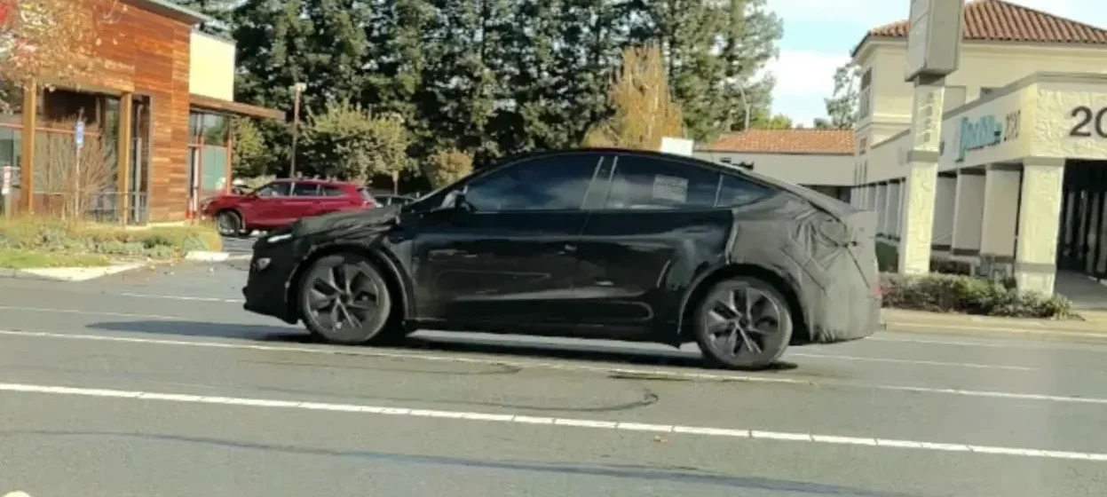 Tesla Model Y Juniper Leaked Image