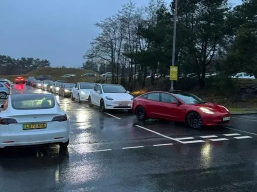 Tesla Charging Queue