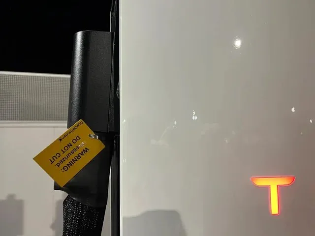 Tesla's Supercharger hack to troll vandals