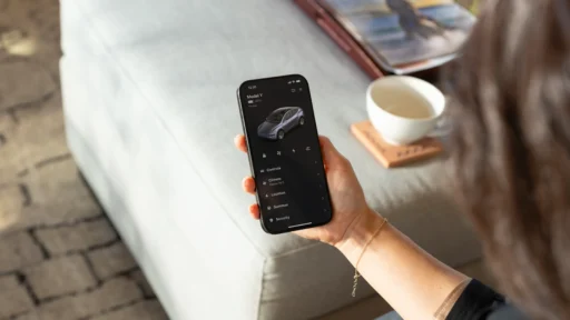 Tesla App