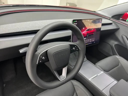 Tesla Model 3 Stalk is back