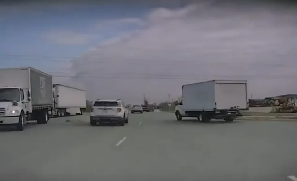 Tesla HW3 Detects Blind Spot, Prevents Accident At 45 MPH