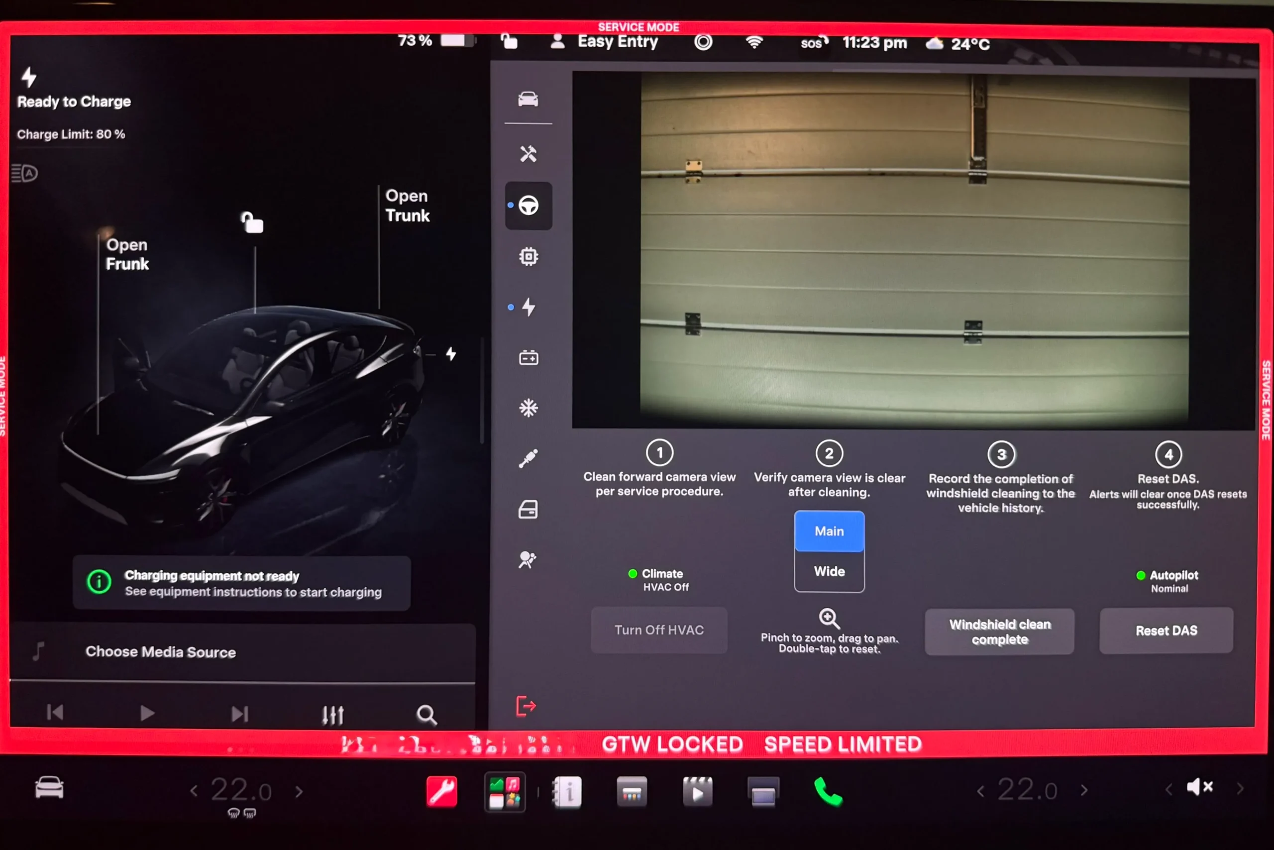 Forward Camera Cleaning panel 2026.20 Tesla Update