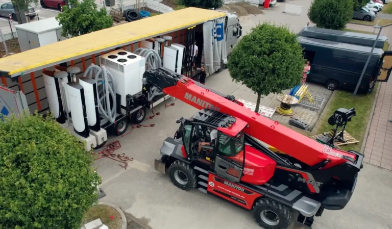 Tesla deploys Accordion Supercharger to lower installation costs by 20%